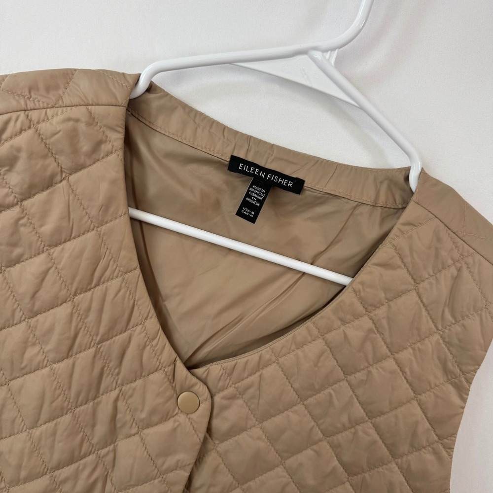 Eileen Fisher Tan Quilted Recycled Nylon V-Neck Snap Front Vest Womens Medium